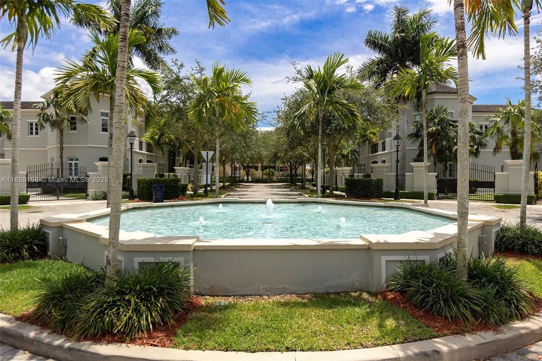 На продажу: $1,775,000 (4 спален, 4 ванн, 3202 Квадратных фут)