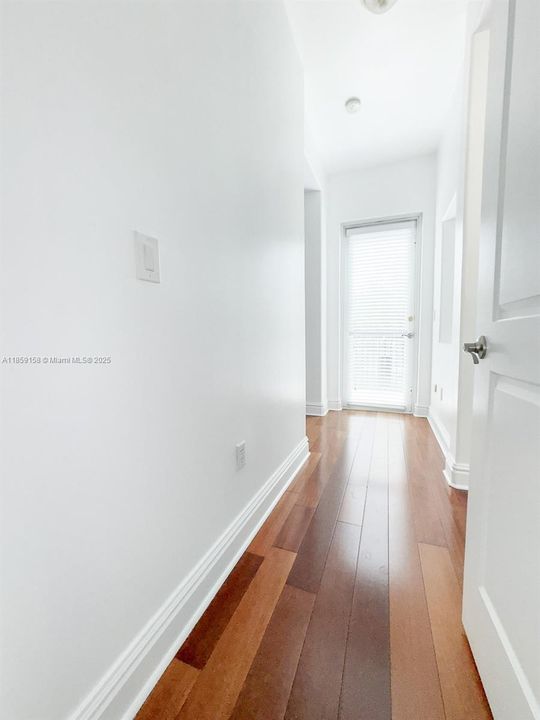 На продажу: $1,775,000 (4 спален, 4 ванн, 3202 Квадратных фут)