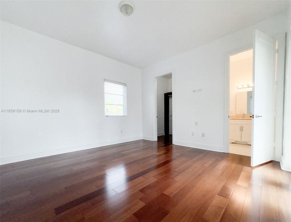 На продажу: $1,775,000 (4 спален, 4 ванн, 3202 Квадратных фут)