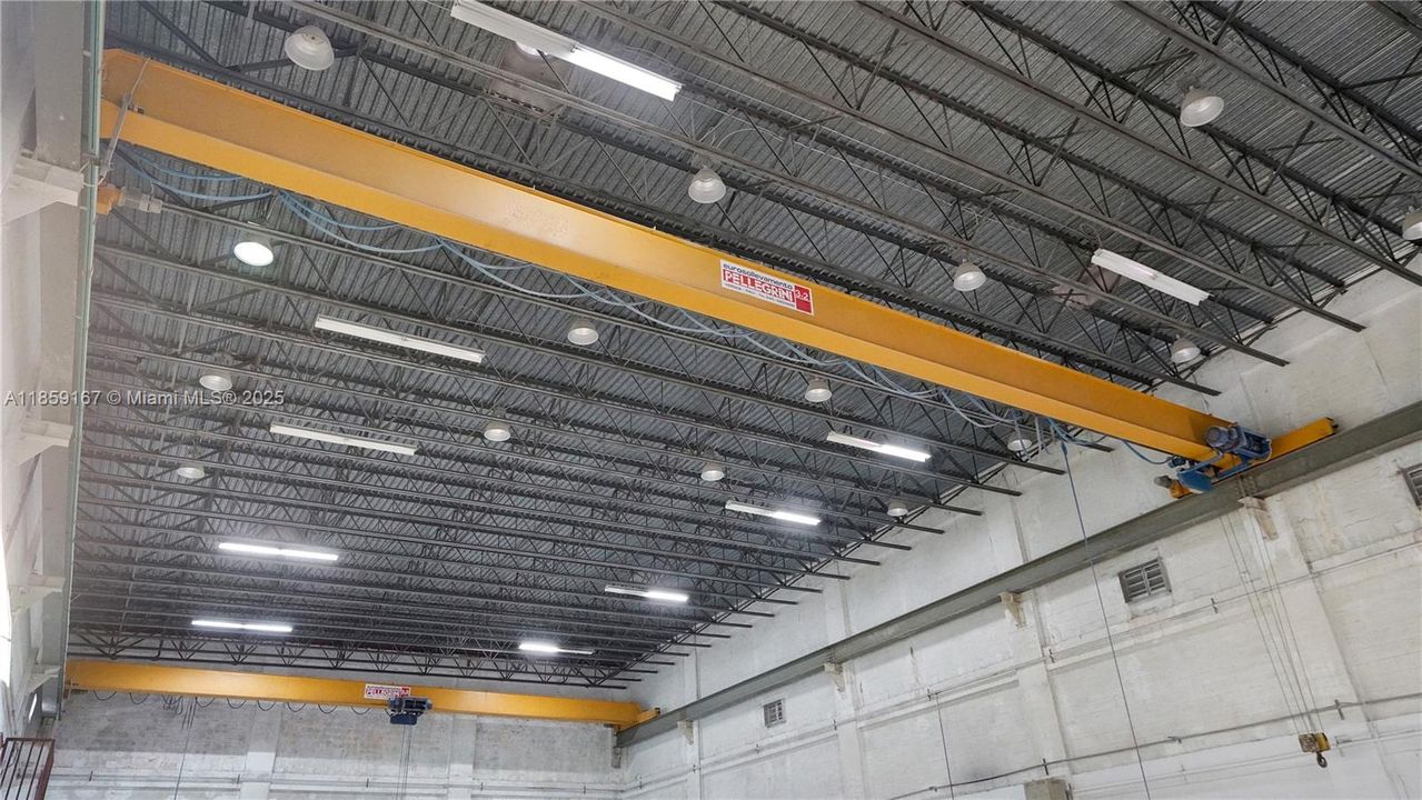 two installed 3.2-ton cranes with hoists