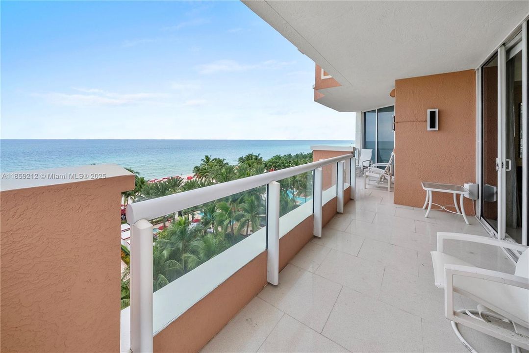 For Sale: $4,200,000 (4 beds, 4 baths, 2736 Square Feet)