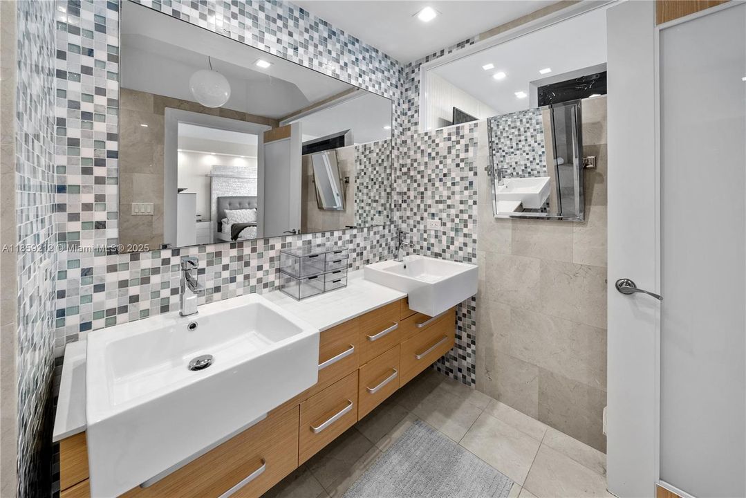 For Sale: $4,200,000 (4 beds, 4 baths, 2736 Square Feet)