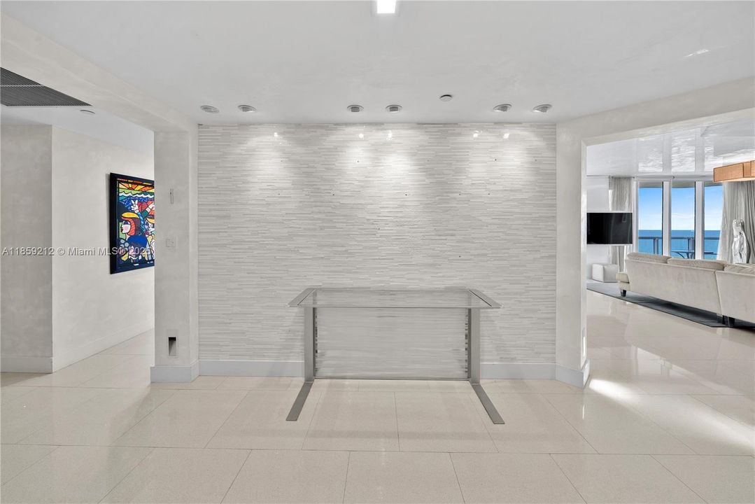 For Sale: $4,200,000 (4 beds, 4 baths, 2736 Square Feet)