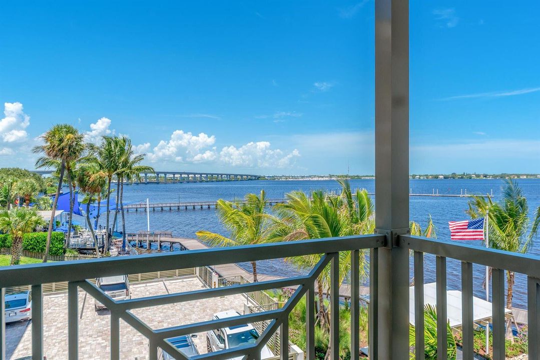 41 SW Seminole Street 305 63