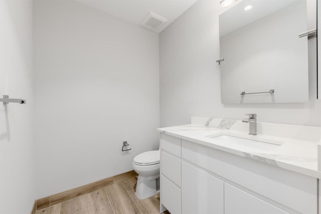 41 SW Seminole Street 305 15