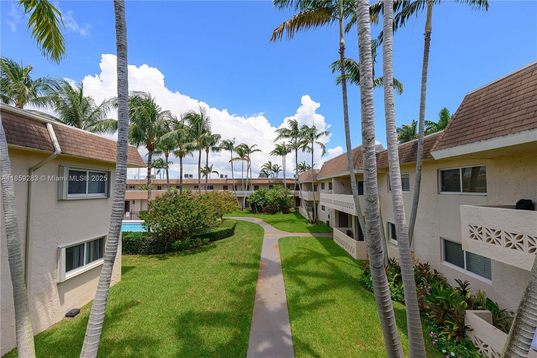 Activo con contrato: $195,000 (1 camas, 1 baños, 575 Pies cuadrados)