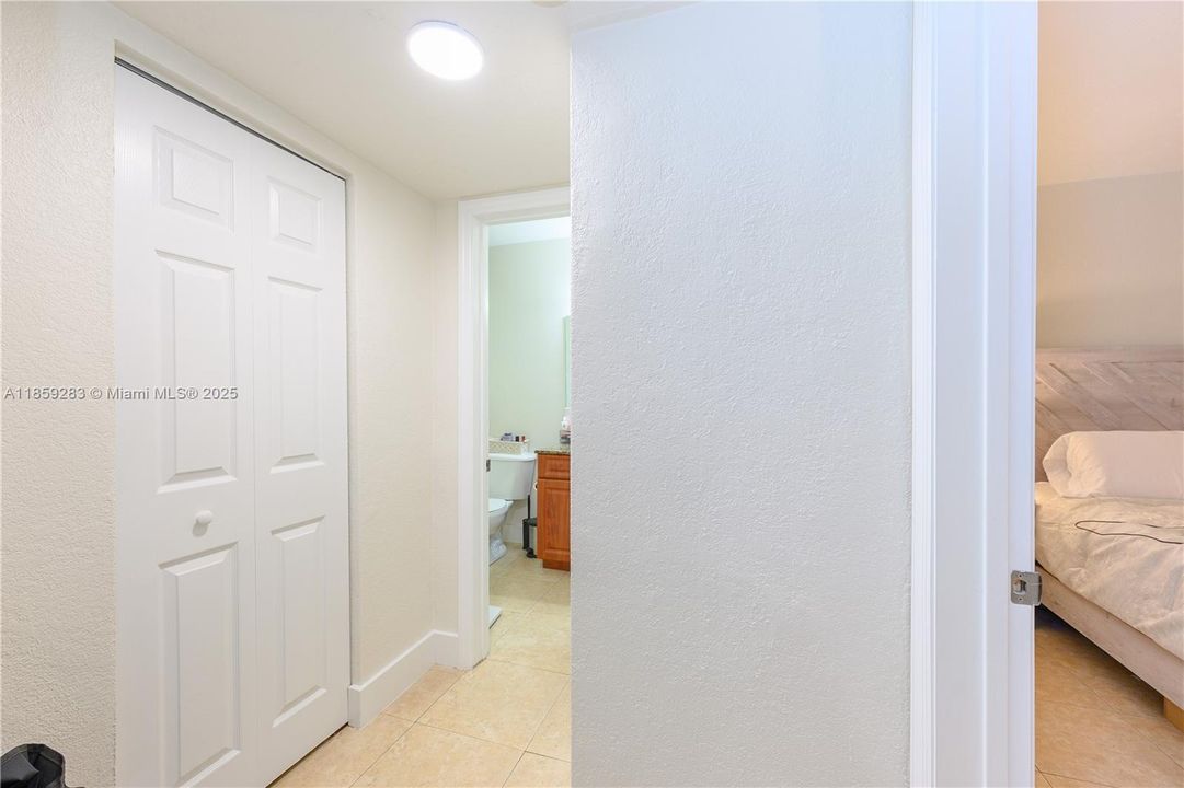 Activo con contrato: $195,000 (1 camas, 1 baños, 575 Pies cuadrados)