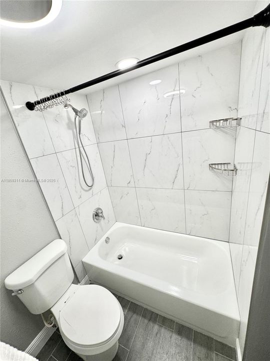 最近租的: $2,100 (2 贝兹, 2 浴室, 900 平方英尺)