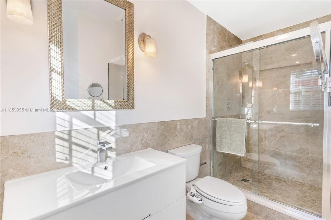 For Sale: $1,749,000 (3 beds, 2 baths, 1653 Square Feet)