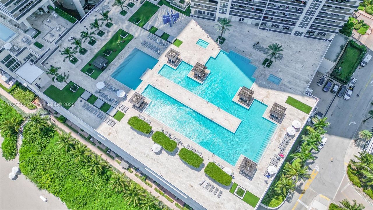 Active With Contract: $7,500 (3 beds, 2 baths, 1554 Square Feet)