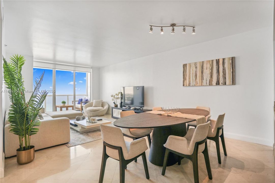 Active With Contract: $7,500 (3 beds, 2 baths, 1554 Square Feet)