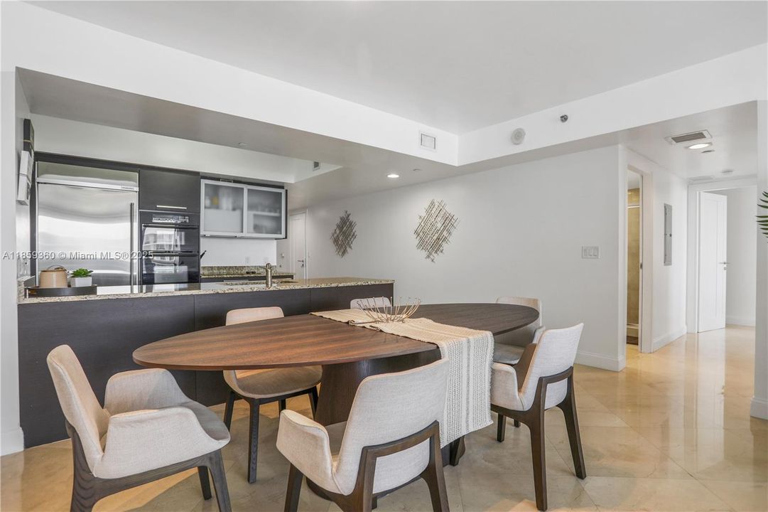 Active With Contract: $7,500 (3 beds, 2 baths, 1554 Square Feet)