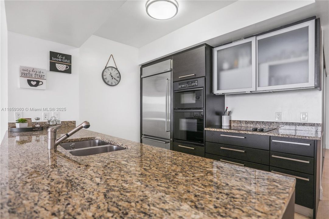 Active With Contract: $7,500 (3 beds, 2 baths, 1554 Square Feet)