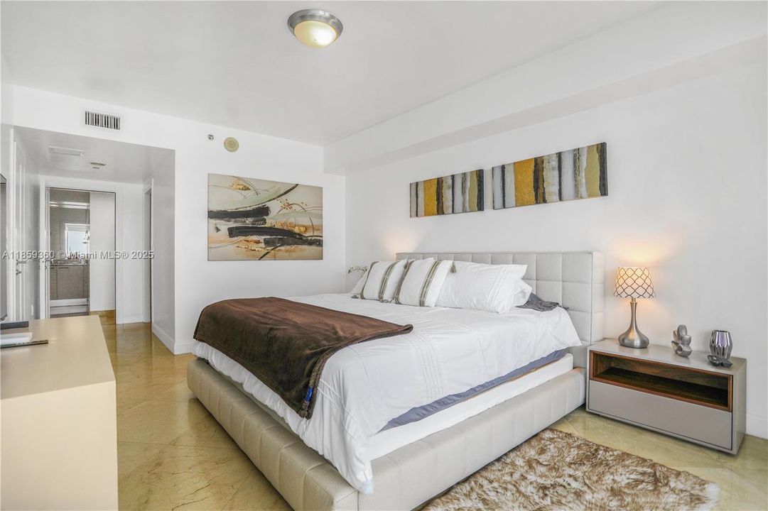 Active With Contract: $7,500 (3 beds, 2 baths, 1554 Square Feet)