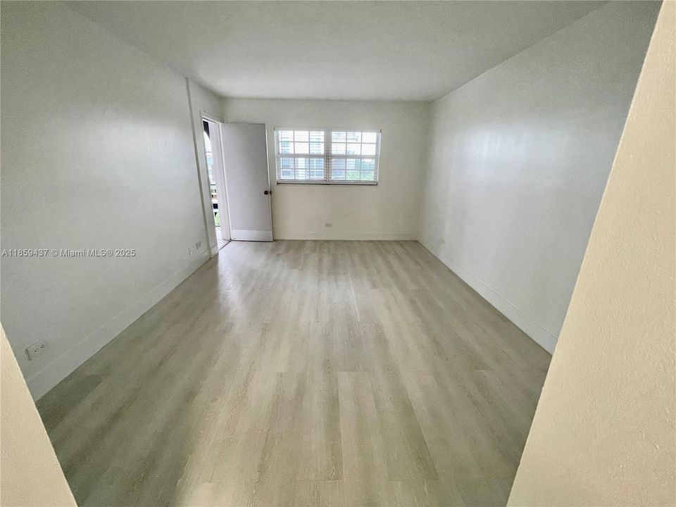 Recientemente alquilado: $1,650 (1 camas, 1 baños, 780 Pies cuadrados)