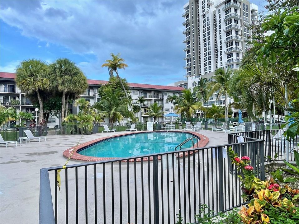 Recientemente alquilado: $1,650 (1 camas, 1 baños, 780 Pies cuadrados)