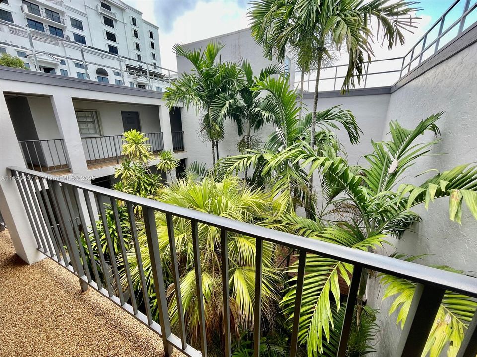 Recientemente alquilado: $1,650 (1 camas, 1 baños, 780 Pies cuadrados)