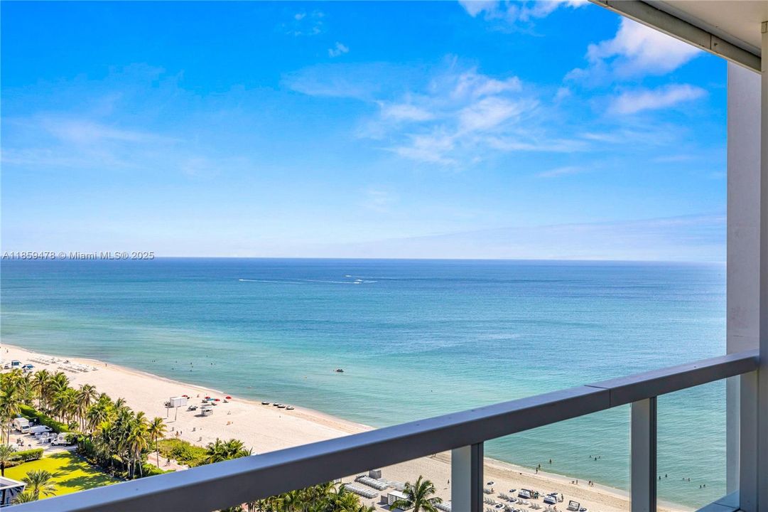 For Sale: $2,990,000 (2 beds, 2 baths, 1502 Square Feet)