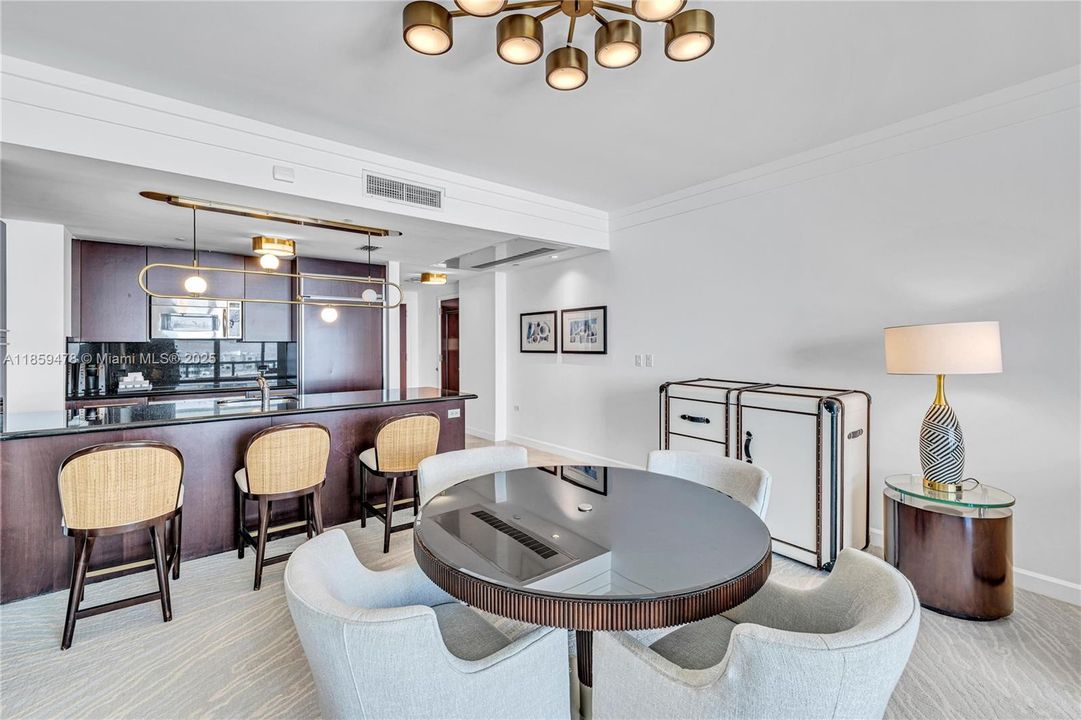 For Sale: $2,990,000 (2 beds, 2 baths, 1502 Square Feet)