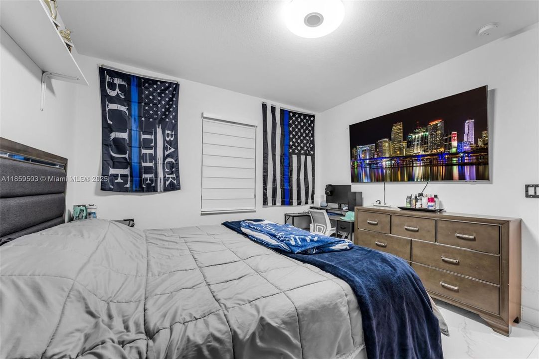 Под контрактом: $980,000 (5 спален, 4 ванн, 2838 Квадратных фут)