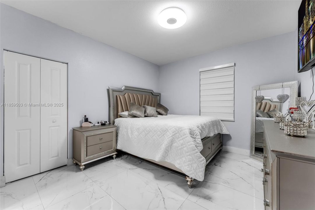 Под контрактом: $980,000 (5 спален, 4 ванн, 2838 Квадратных фут)