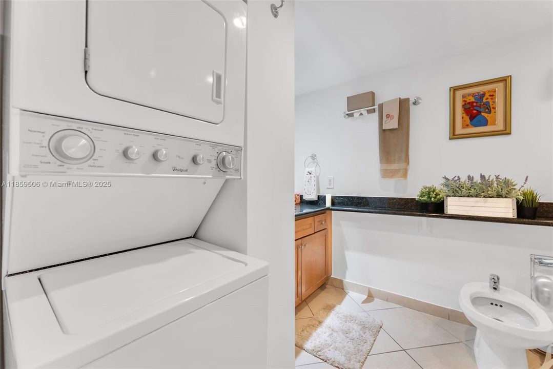 En Venta: $539,000 (2 camas, 2 baños, 1190 Pies cuadrados)