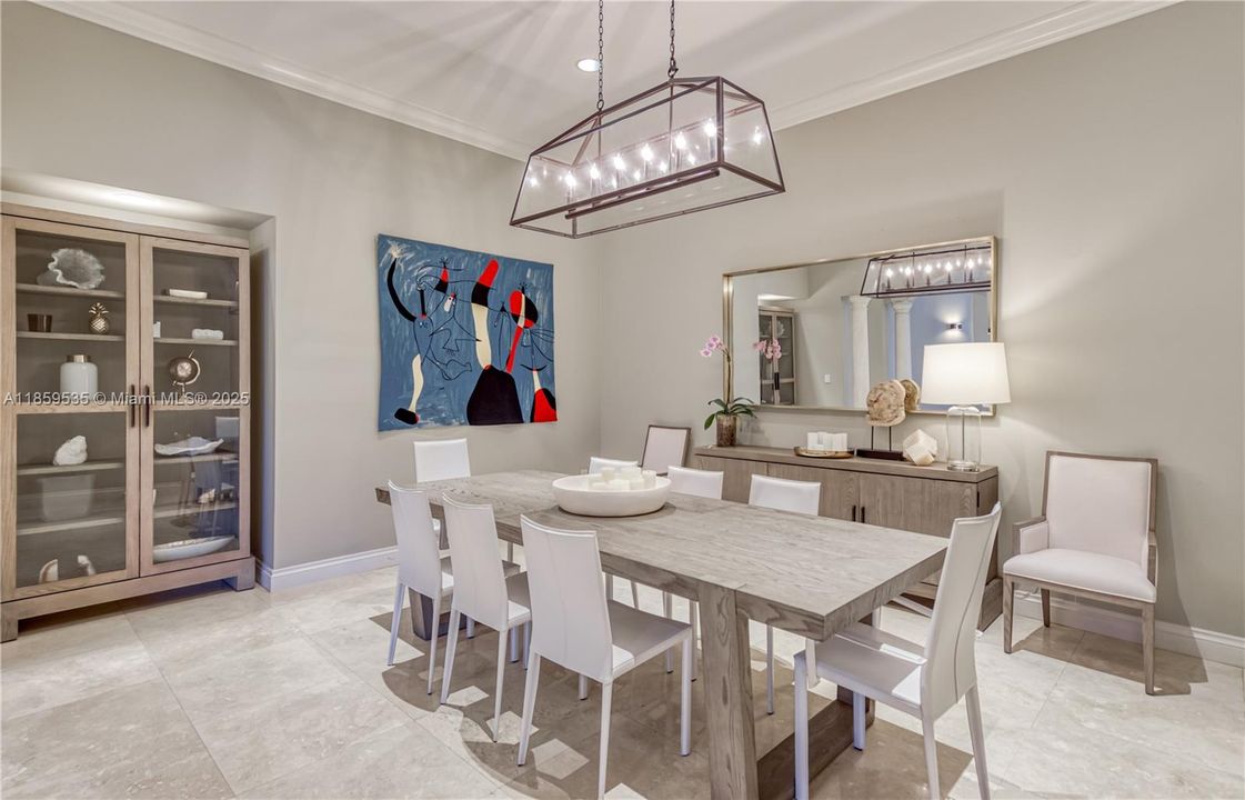 待售: $4,500,000 (5 贝兹, 5 浴室, 5438 平方英尺)