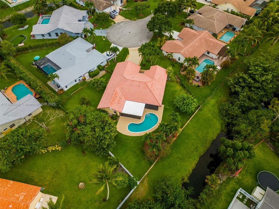 最近租的: $4,900 (4 贝兹, 2 浴室, 2114 平方英尺)