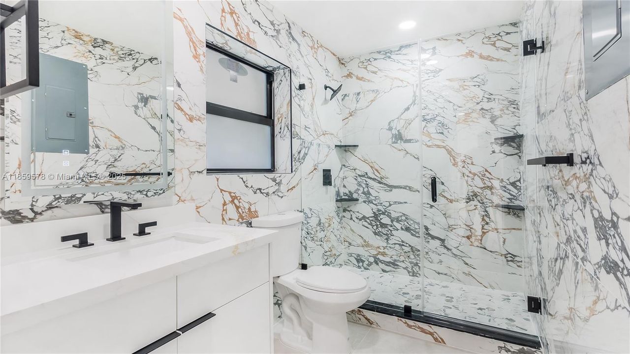 For Sale: $1,400,000 (3 beds, 2 baths, 1404 Square Feet)