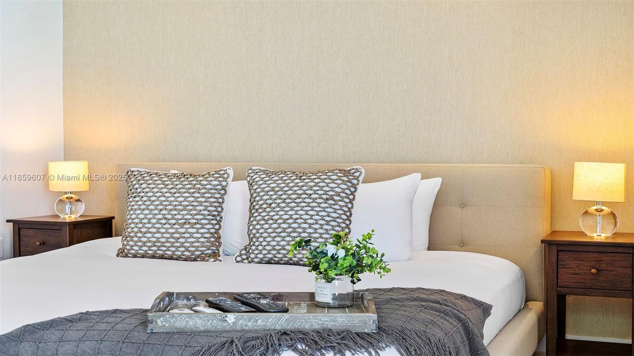 待售: $5,558,000 (3 贝兹, 3 浴室, 1588 平方英尺)