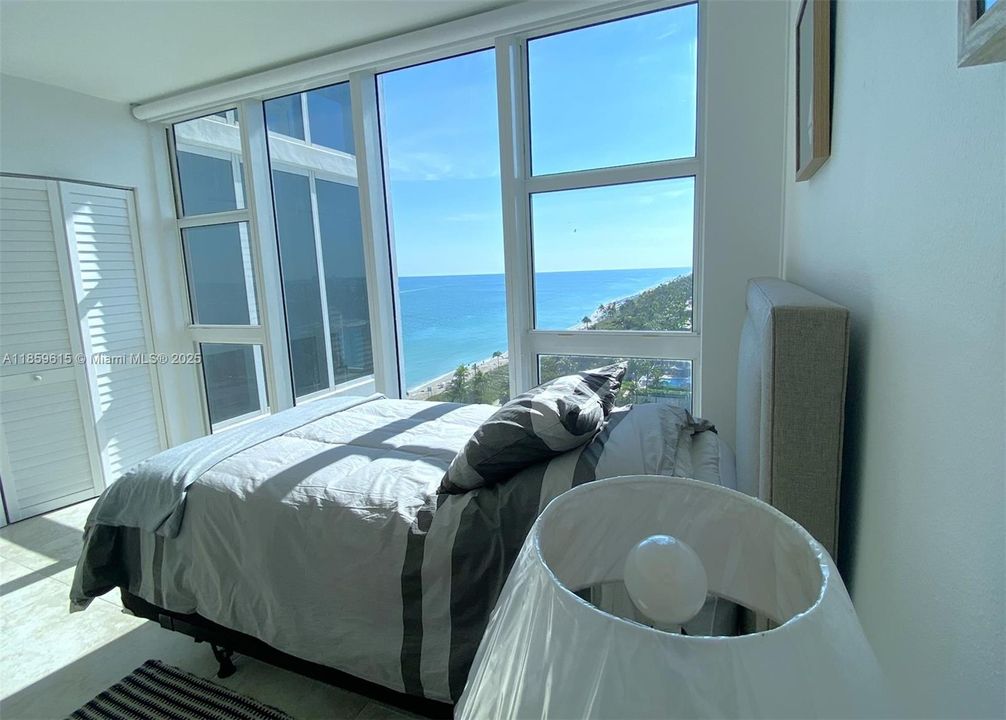 Recently Rented: $11,000 (2 beds, 2 baths, 1407 Square Feet)