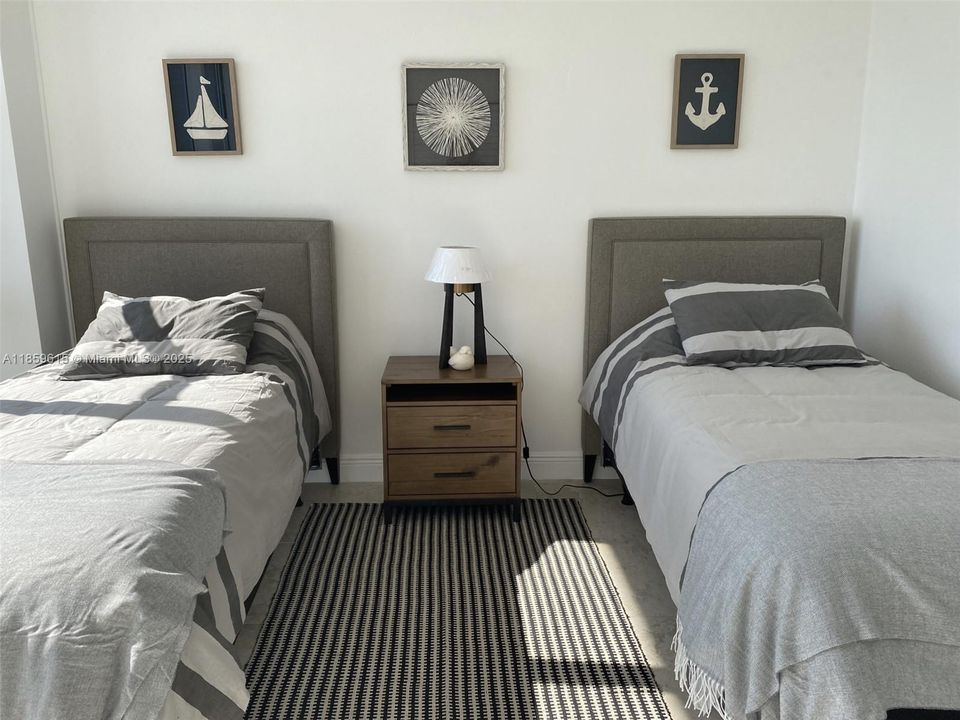 Recently Rented: $11,000 (2 beds, 2 baths, 1407 Square Feet)