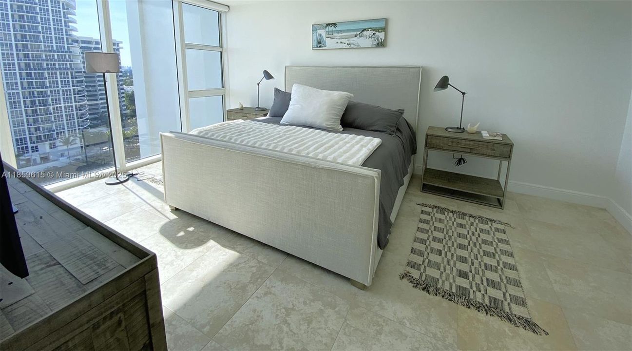 Recently Rented: $11,000 (2 beds, 2 baths, 1407 Square Feet)