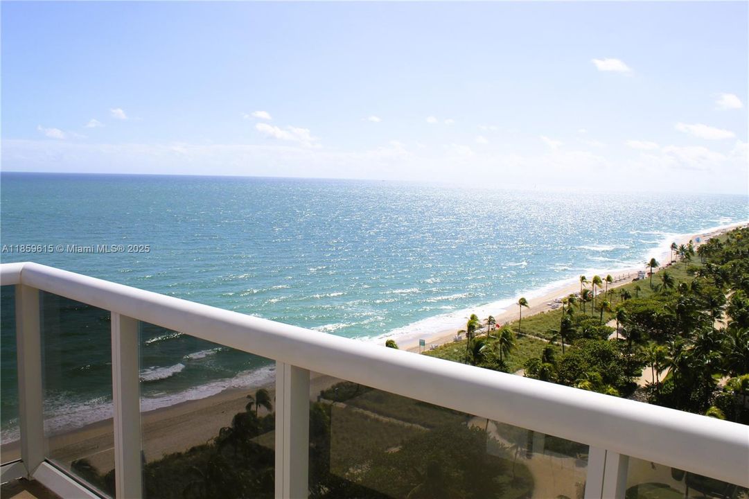 Recently Rented: $11,000 (2 beds, 2 baths, 1407 Square Feet)