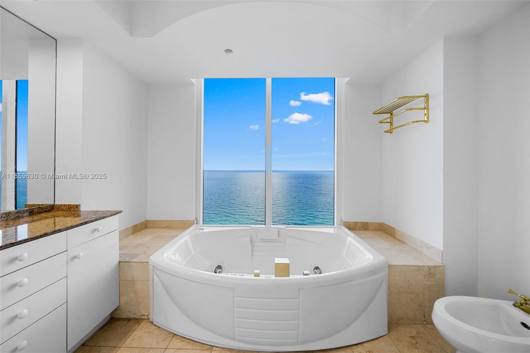 Active With Contract: $2,100,000 (3 beds, 4 baths, 2440 Square Feet)