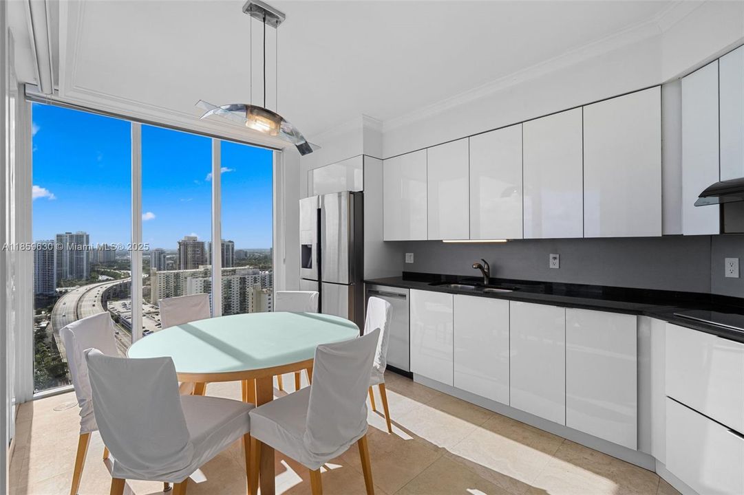 Active With Contract: $2,100,000 (3 beds, 4 baths, 2440 Square Feet)