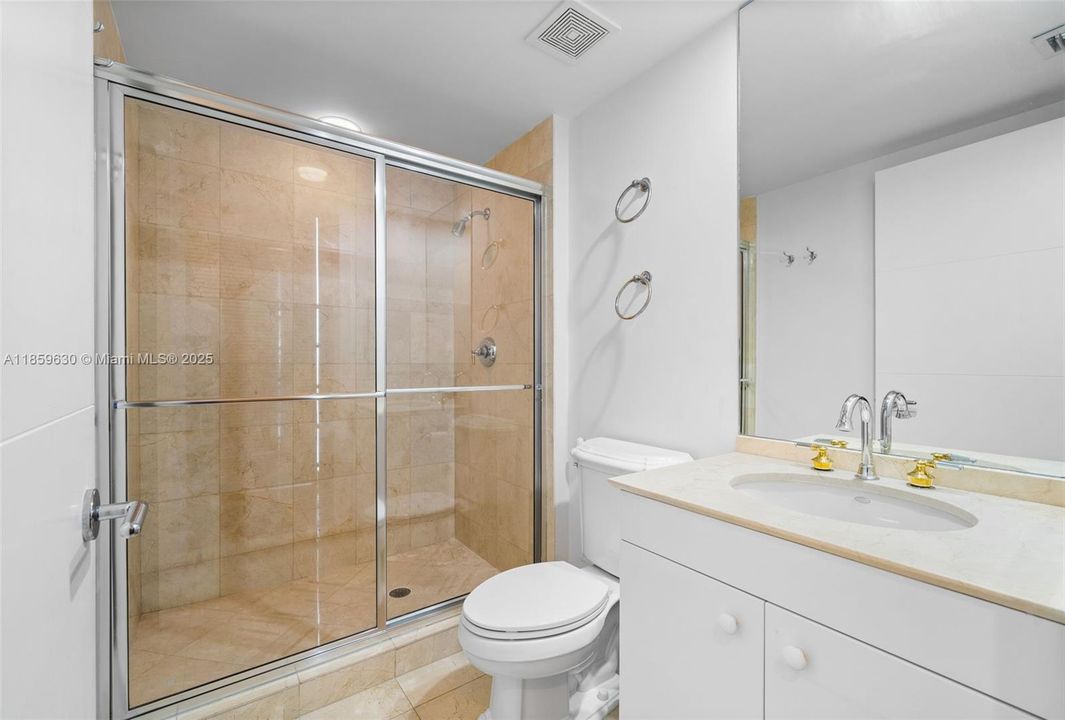 Active With Contract: $2,100,000 (3 beds, 4 baths, 2440 Square Feet)