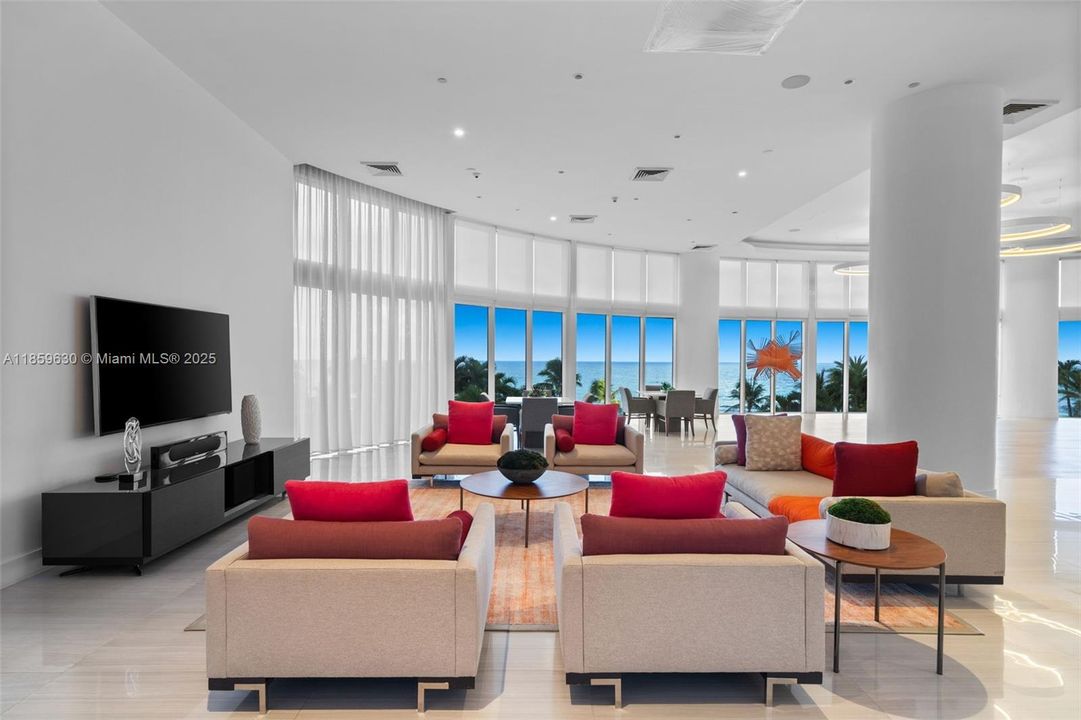 Active With Contract: $2,100,000 (3 beds, 4 baths, 2440 Square Feet)