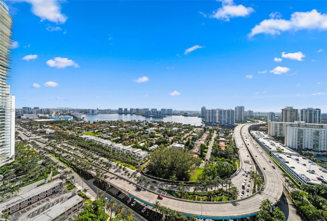 Active With Contract: $2,100,000 (3 beds, 4 baths, 2440 Square Feet)