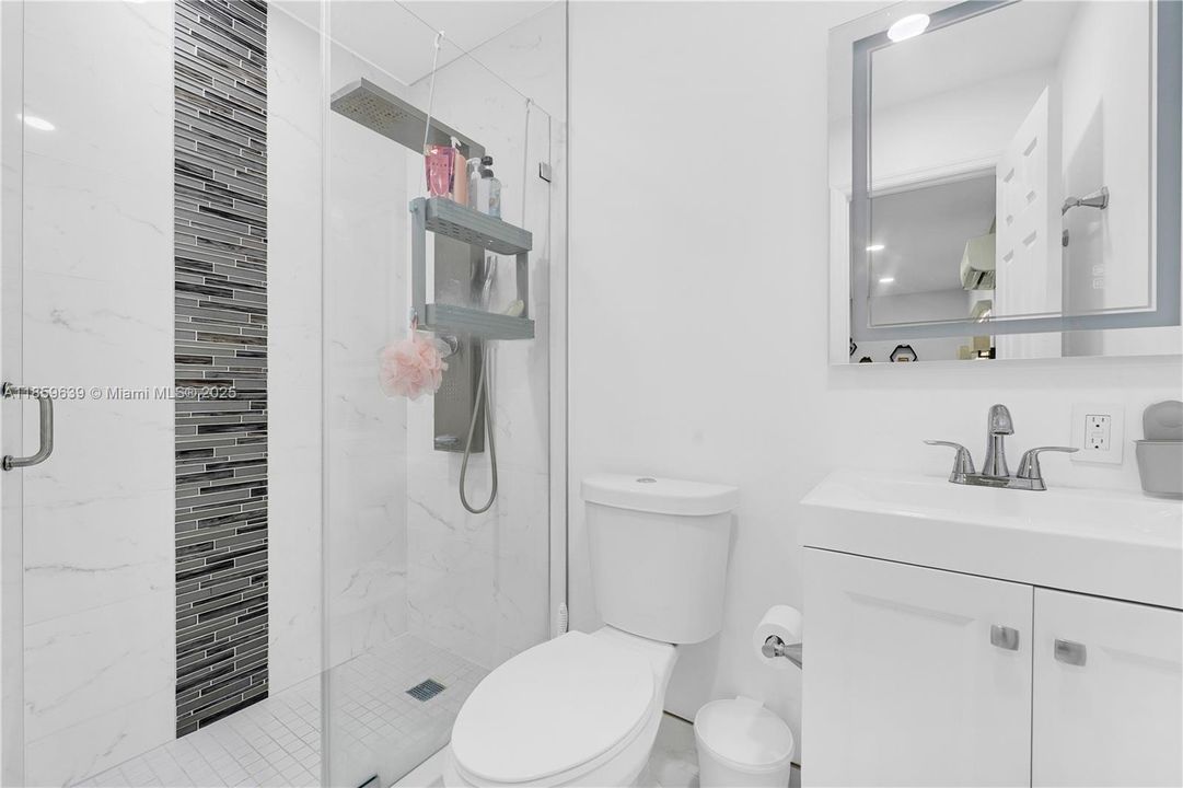 Недавно продано: $625,000 (4 спален, 3 ванн, 1156 Квадратных фут)