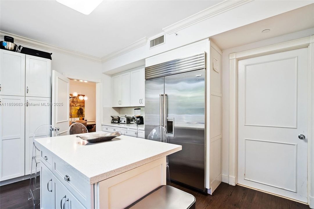 На продажу: $3,950,000 (4 спален, 5 ванн, 2780 Квадратных фут)