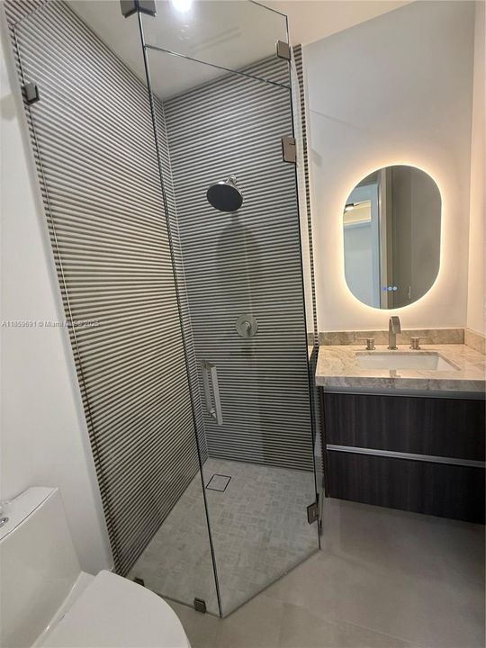 Active With Contract: $1,695,000 (4 beds, 5 baths, 0 Square Feet)