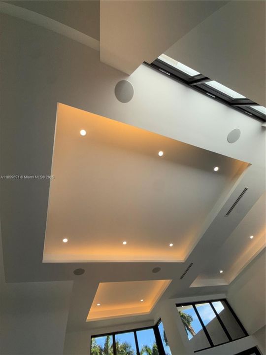 Active With Contract: $1,695,000 (4 beds, 5 baths, 0 Square Feet)