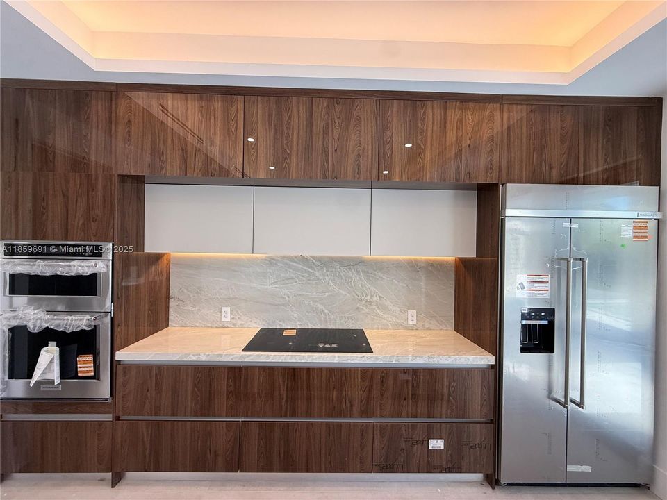 Active With Contract: $1,695,000 (4 beds, 5 baths, 0 Square Feet)