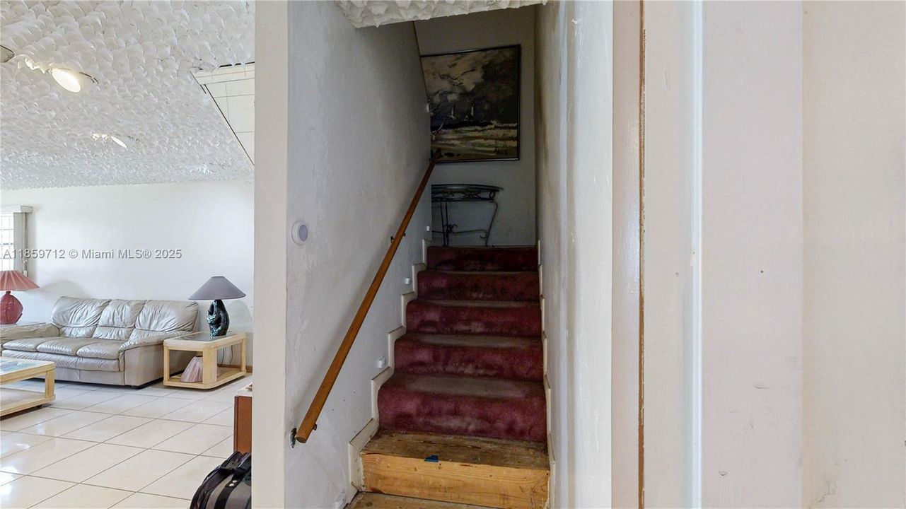 For Sale: $899,900 (7 beds, 3 baths, 5251 Square Feet)