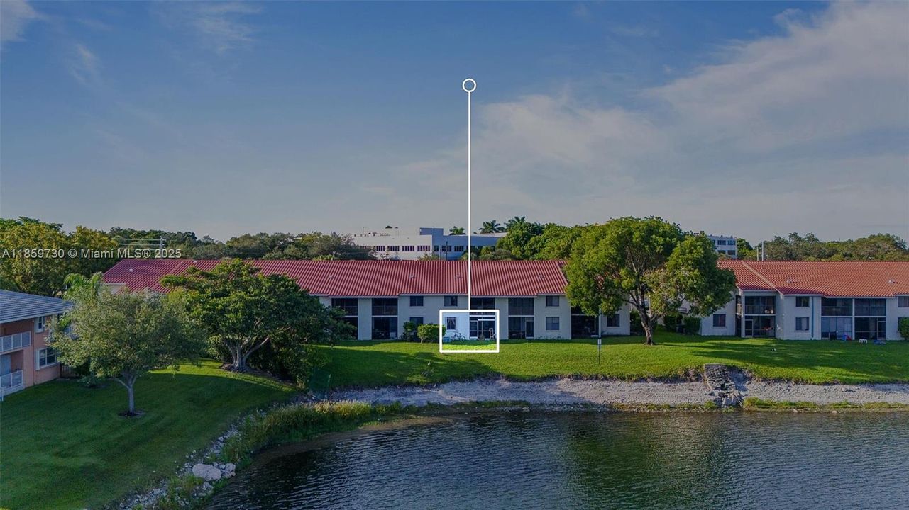 最近售出: $209,900 (2 贝兹, 2 浴室, 1075 平方英尺)