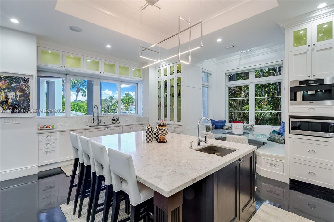 En Venta: $8,750,000 (6 camas, 6 baños, 4980 Pies cuadrados)