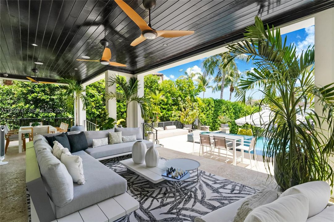 En Venta: $8,750,000 (6 camas, 6 baños, 4980 Pies cuadrados)
