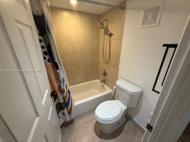 Под контрактом: $1,875 (1 спален, 1 ванн, 787 Квадратных фут)