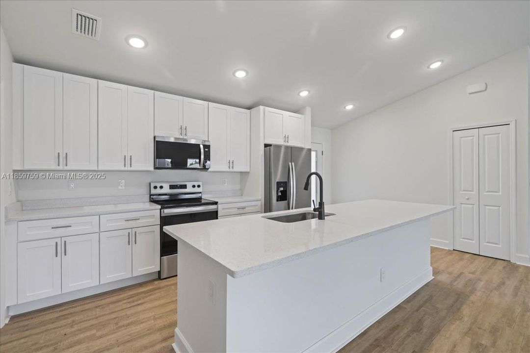 Active With Contract: $519,900 (4 beds, 3 baths, 2127 Square Feet)